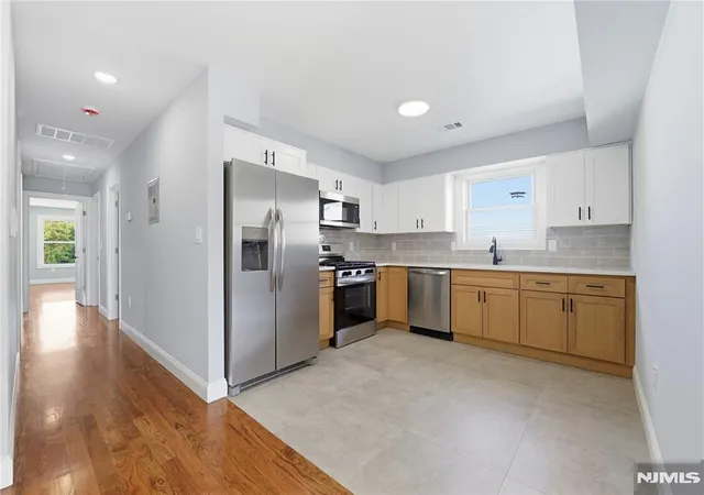 2nd image of 23 Edwin Pl, Newark, NJ 07112 | MLS# 26022447