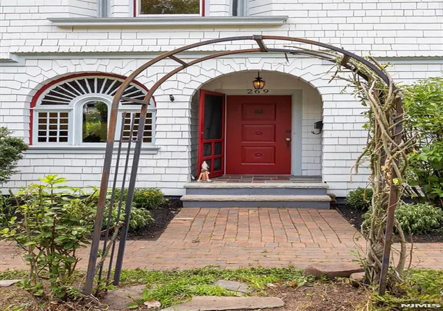 Homes for sale in South Orange Village, NJ | 269 Vose Ave, South Orange Village, NJ 07079 | MLS# 26022460