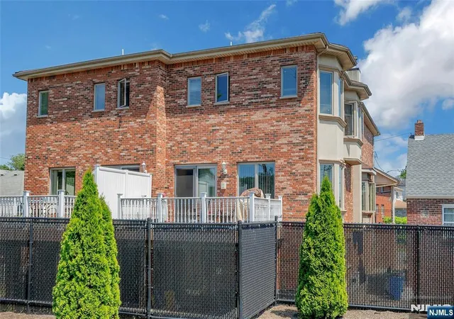 35th image of 4 8th St #A, Fairview, NJ 07022 | MLS# 26022473