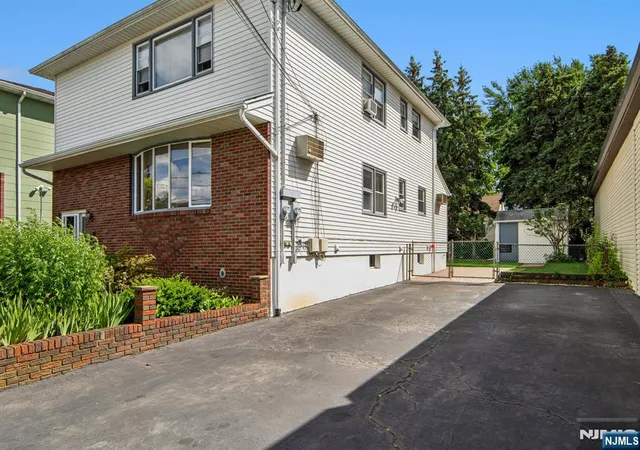 Homes for sale in North Arlington, NJ | 27 - 29 Crystal St, North Arlington, NJ 07031 | MLS# 26022480
