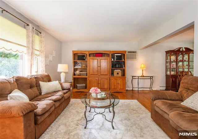 Homes for sale in Ringwood, NJ | 27 Dewey Dr, Ringwood, NJ 07456 | MLS# 26022512