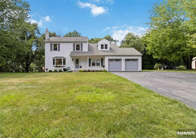 Homes for sale in West Milford, NJ | 37 Rolling Ridge Rd, West Milford, NJ 07480 | MLS# 26022542