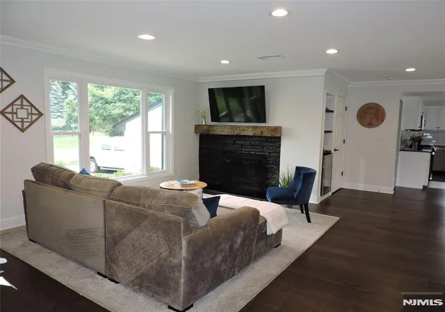5th image of 350 Monroe Ave, Wyckoff, NJ 07481 | MLS# 26022562