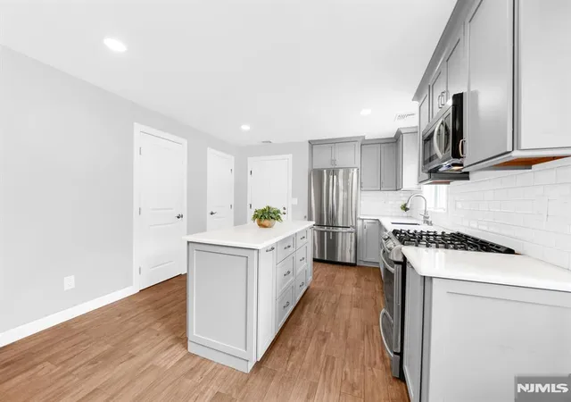 5th image of 136 Changebridge Rd #J7, Montville, NJ 07045 | MLS# 26022568