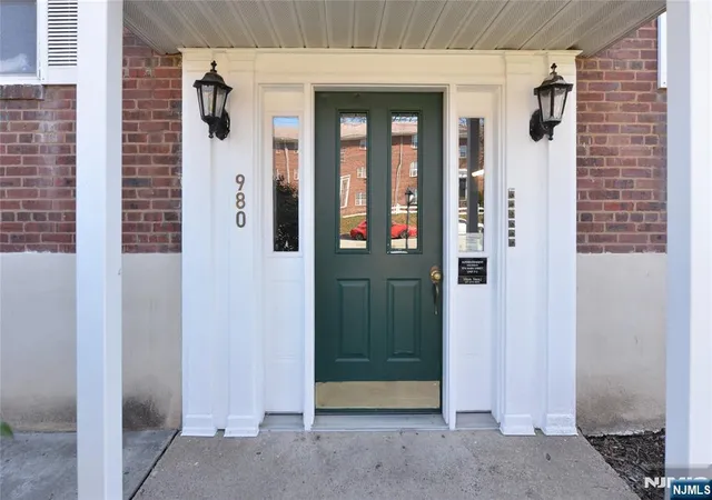 Homes for sale in Hackensack, NJ | 980 Main Street, Hackensack, NJ 07601 | Houzeo