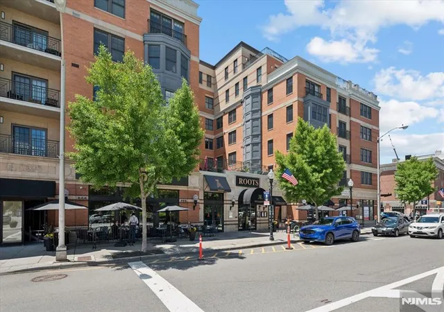 Homes for sale in Morristown Town, NJ | 40 Park Avenue, Morristown Town, NJ 07960 | Houzeo