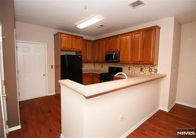 5th image of 514 Deluca Rd, Belleville, NJ 07109 | MLS# 26022634