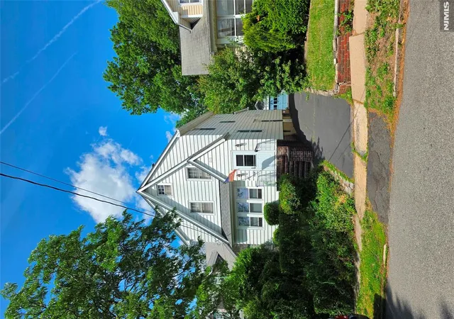 Homes for sale in Bloomfield, NJ | 12 Brook Pl, Bloomfield, NJ 07003 | MLS# 26022643
