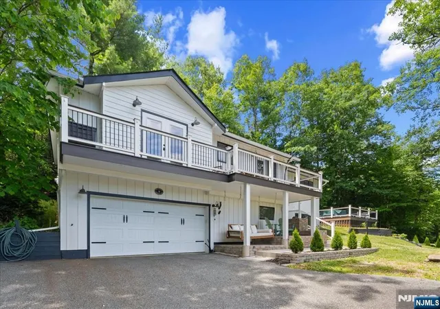 Homes for sale in West Milford, NJ | 19 Somerville Rd, West Milford, NJ 07421 | MLS# 26022645