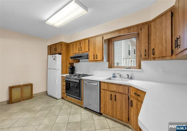 Photo 4 of Sale Pending at 1 Austin St, Belleville, NJ 07109 | MLS# 26022663 | Listing updated on 2026-07-03