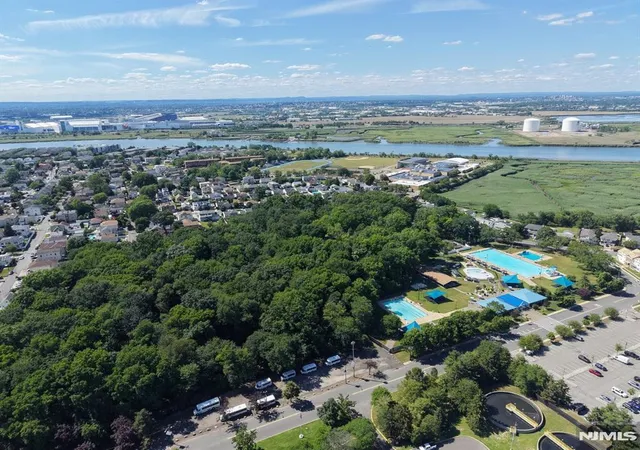 4th image of 55 Central Ln, Secaucus, NJ 07094 | MLS# 26022701