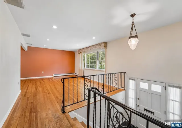 Homes for sale in Fair Lawn, NJ | 41-57 Rys, Fair Lawn, NJ 07410 | MLS# 26022704