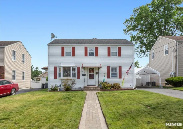 Homes for sale in Elmwood Park, NJ | 126 18th Ave, Elmwood Park, NJ 07407 | MLS# 26022728