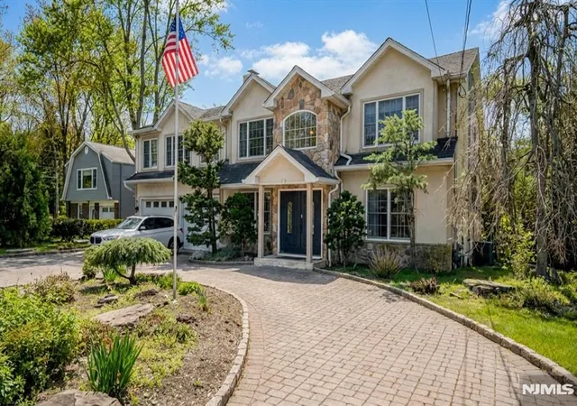 Homes for sale in Cresskill, NJ | 177 Engle St, Cresskill, NJ 07626 | MLS# 26022755