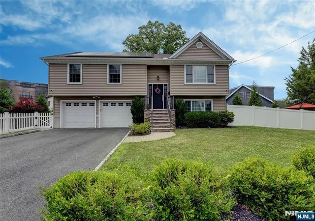 Homes for sale in Little Falls, NJ | 41 Strickland Ave, Little Falls, NJ 07424 | MLS# 26022759
