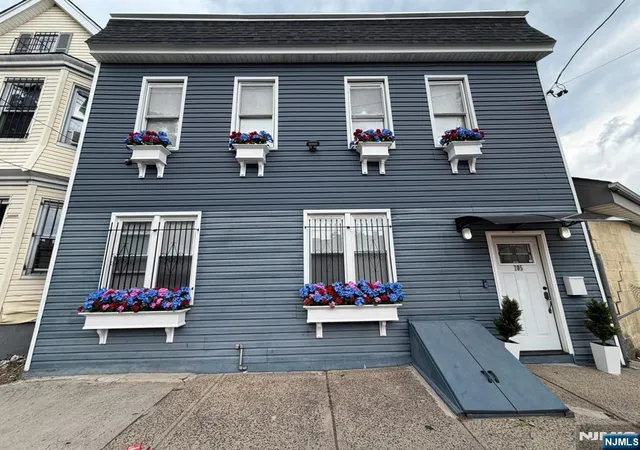 Homes for sale in Newark, NJ | 705 15th St, Newark, NJ 07103 | MLS# 26022765