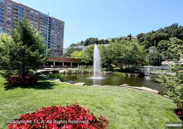 Homes for sale in Edgewater, NJ | 1807 Hudson Park, Edgewater, NJ 07020 | MLS# 26022789