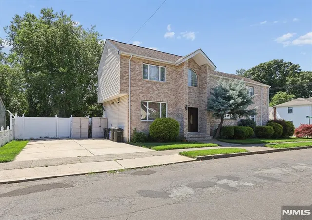Homes for sale in Fair Lawn, NJ | 4 16 Bellair Ave, Fair Lawn, NJ 07410 | MLS# 26022825