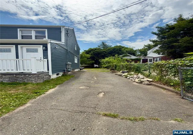 Homes for sale in Paterson, NJ | 60 Laurel, Paterson, NJ 07522 | MLS# 26022831