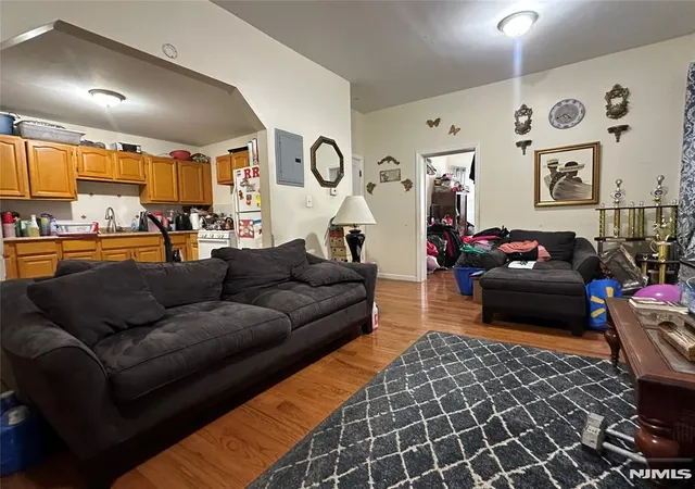 Homes for sale in Newark, NJ | 348 13Th Ave, Newark, NJ 07103 | MLS# 26022851