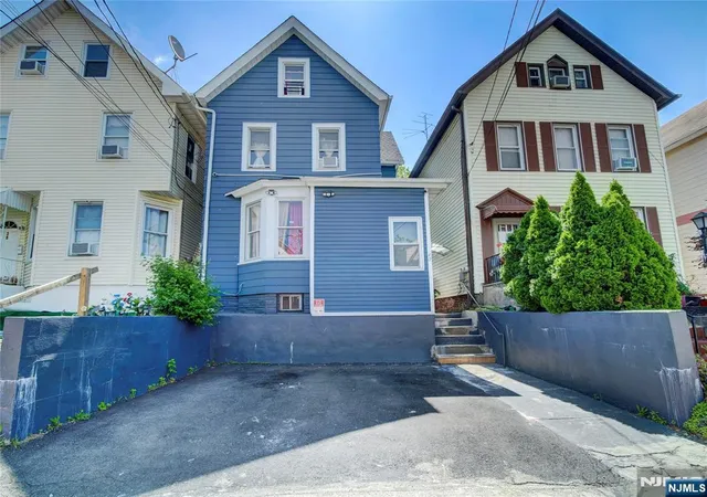 14th image of 40 Bruen Ave, Irvington, NJ 07111 | MLS# 26022879