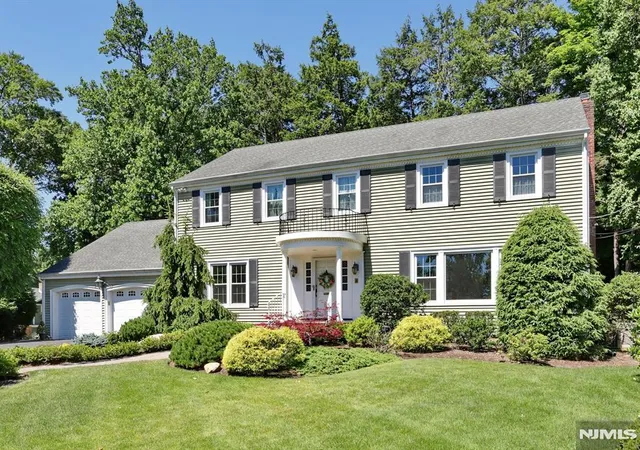Homes for sale in Oradell, NJ | 543 Hague Ct, Oradell, NJ 07649 | MLS# 26022883