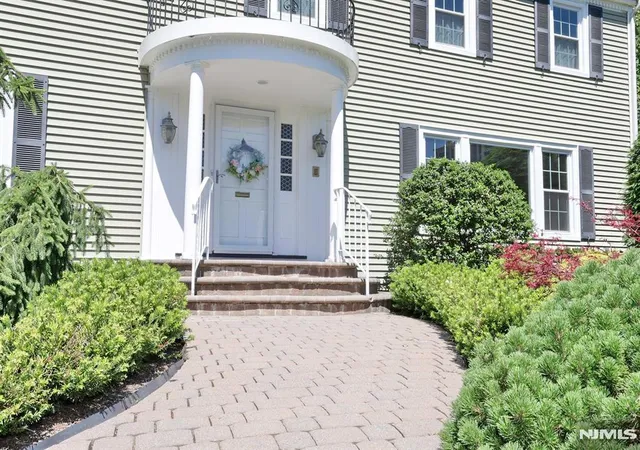 Homes for sale in Oradell, NJ | 543 Hague Ct, Oradell, NJ 07649 | MLS# 26022883
