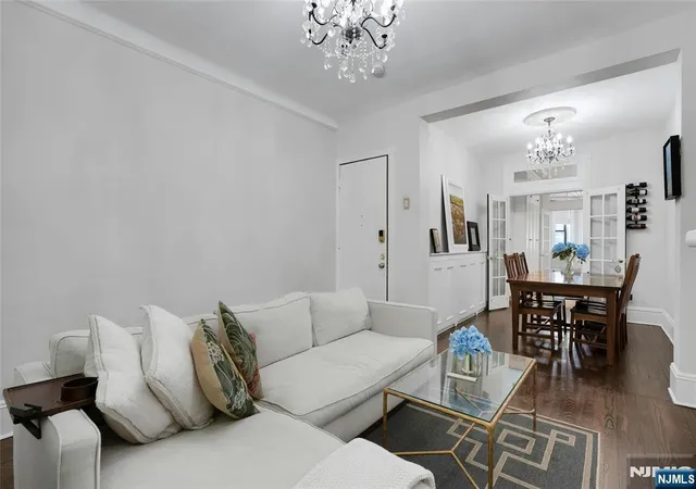 4th image of 1112 Park Ave #2L, Hoboken, NJ 07030 | MLS# 26022888
