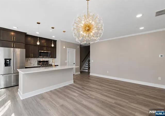 Homes for sale in Wood Ridge, NJ | 81 Arnold Dr, Wood Ridge, NJ 07075 | MLS# 26022890