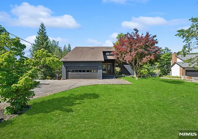 2nd image of 177 High Crest, West Milford, NJ 07480 | MLS# 26022904
