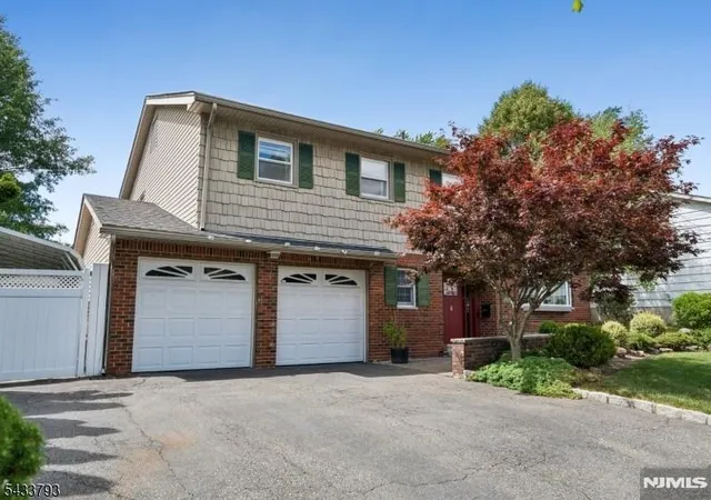4th image of 6 Davenport Ave, Roseland, NJ 07068 | MLS# 26022922