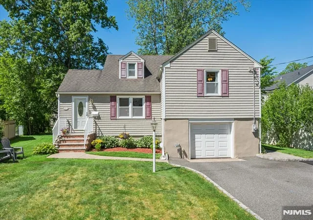 2nd image of 40 Elmwood Rd, Florham Park Borough, NJ 07932 | MLS# 26022944