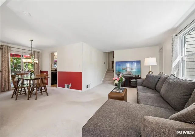 5th image of 40 Elmwood Rd, Florham Park Borough, NJ 07932 | MLS# 26022944
