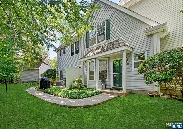 1st image of 1005 Chatfield Dr, Pompton Plains, NJ 07444 | MLS# 26022960