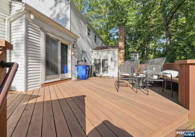 Homes for sale in Oradell, NJ | 862 Battel Pl, Oradell, NJ 07649 | MLS# 26022968