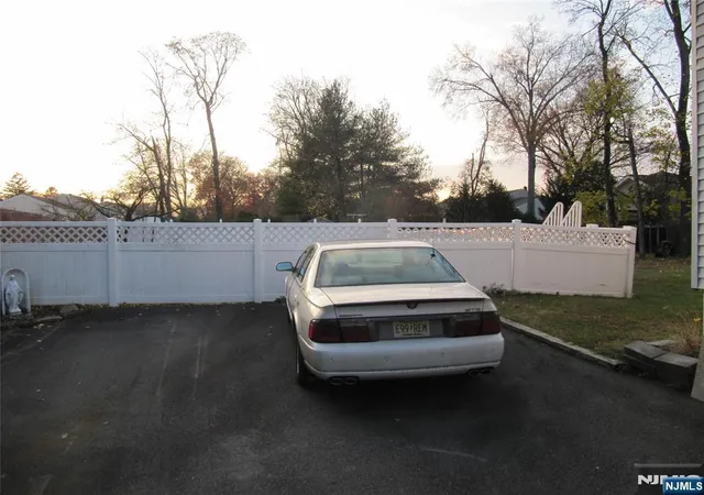 5th image of 37 Atwood Pl, Wayne, NJ 07470 | MLS# 26022969