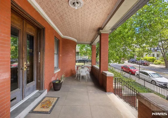 3rd image of 717-723 Boulevard, Weehawken, NJ 07086 | MLS# 26022985