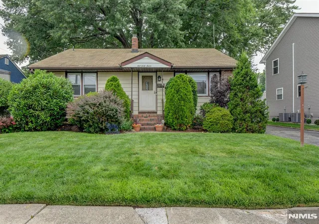 Homes for sale in Hasbrouck Heights, NJ | 147 Field Ave, Hasbrouck Heights, NJ 07604 | MLS# 26023007