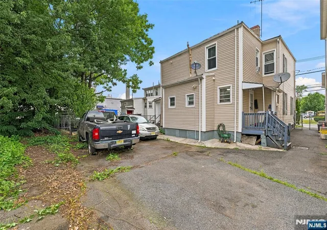 Homes for sale in Orange, NJ | 604 Forest St, Orange, NJ 07050 | MLS# 26023026