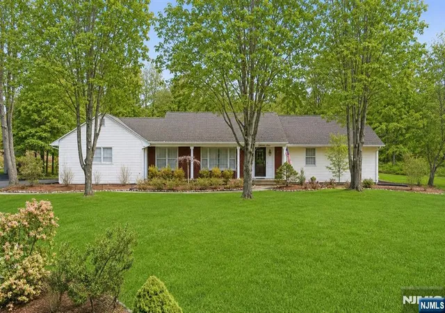 Homes for sale in Upper Saddle River, NJ | 23 Jan River Dr, Upper Saddle River, NJ 07458 | MLS# 26023029