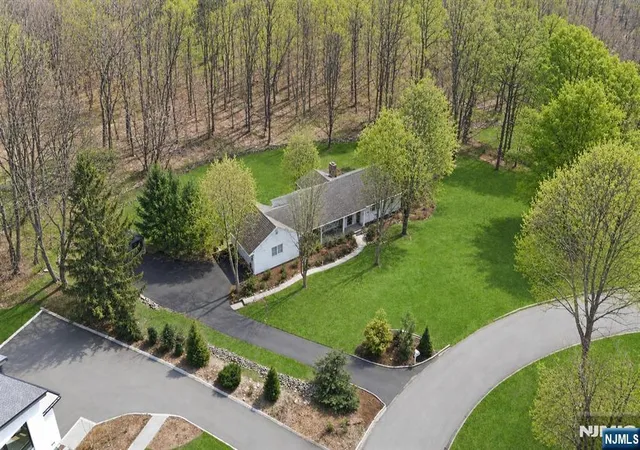 Homes for sale in Upper Saddle River, NJ | 23 Jan River Dr, Upper Saddle River, NJ 07458 | MLS# 26023029