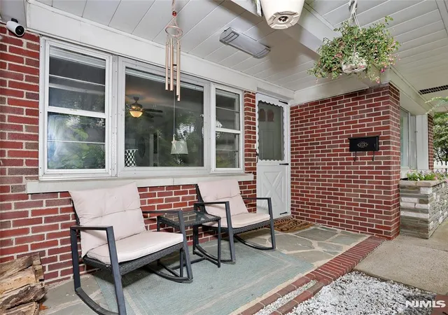 Homes for sale in Twp Of Washington, NJ | 466 Mountain Ave, Twp Of Washington, NJ 07676 | MLS# 26023053
