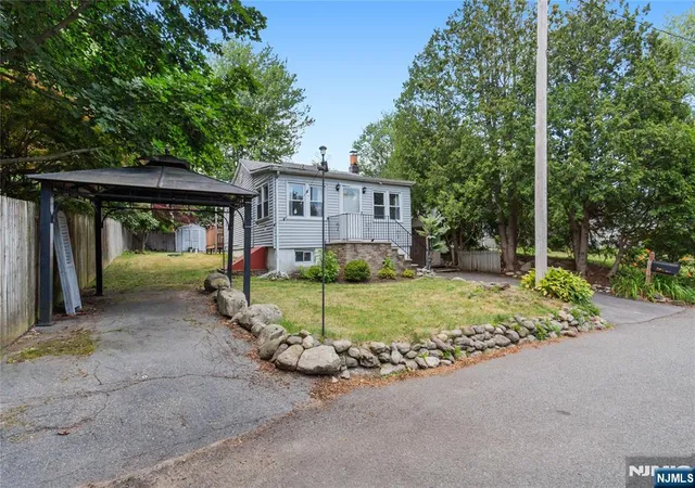 Homes for sale in West Milford, NJ | 1 Highland Ave, West Milford, NJ 07480 | MLS# 26023069