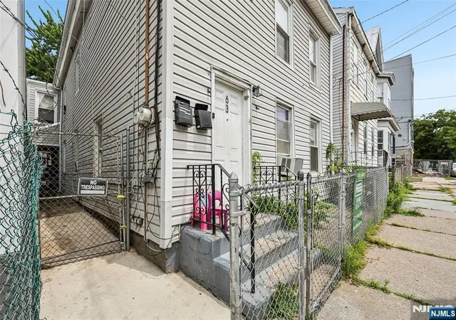 Homes for sale in Paterson, NJ | 63 Pearl St, Paterson, NJ 07501 | MLS# 26023086