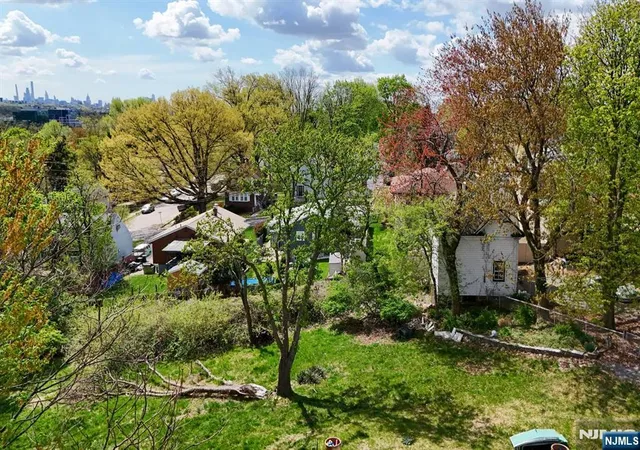 Homes for sale in Ridgefield Park, NJ | 525 Teaneck Rd, Ridgefield Park, NJ 07660 | MLS# 26023105