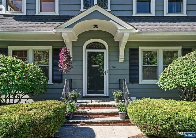 2nd image of 54 Aubrey Rd, Montclair, NJ 07043 | MLS# 26023111