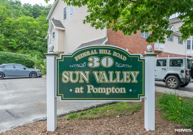 Homes for sale in Pompton Lakes, NJ | 30 08 Federal Hill Rd #8, Pompton Lakes, NJ 07442 | MLS# 26023137
