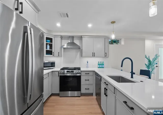 Homes for sale in Montclair, NJ | 101 Gates #C1, Montclair, NJ 07042 | MLS# 26023139