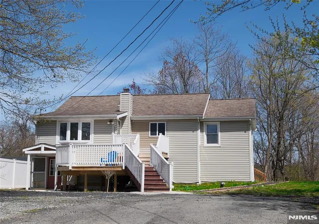 Homes for sale in West Milford, NJ | 54 Tintle Ave, West Milford, NJ 07480 | MLS# 26023144