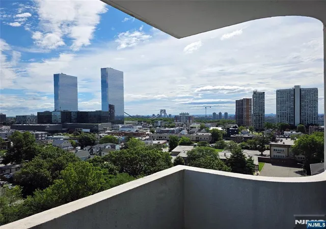 Homes for sale in Fort Lee, NJ | 1600 Center Ave #12C, Fort Lee, NJ 07024 | MLS# 26023158